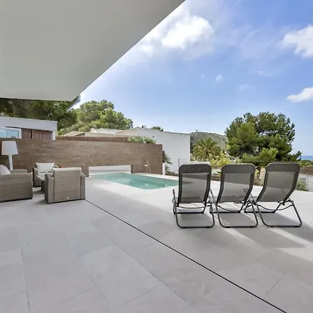 Guzman - Eltrece Villa Moraira
